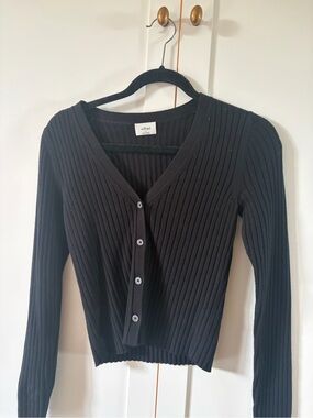 Aritzia Black Ribbed V-Neck Button Cardigan
